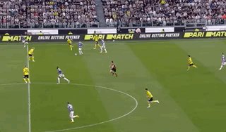 mk-尤文11打9惊险抢回1分，博洛尼亚2张红牌冤不冤？